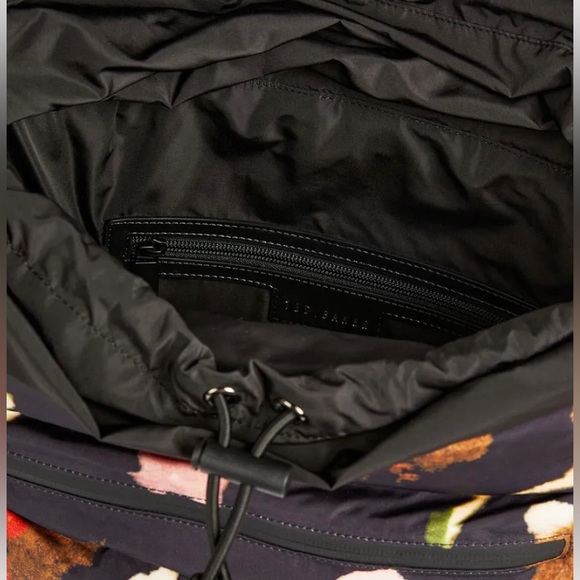 Ted Baker nylon Gianara Forager slouch crossbody messenger large - Picture 4 of 5